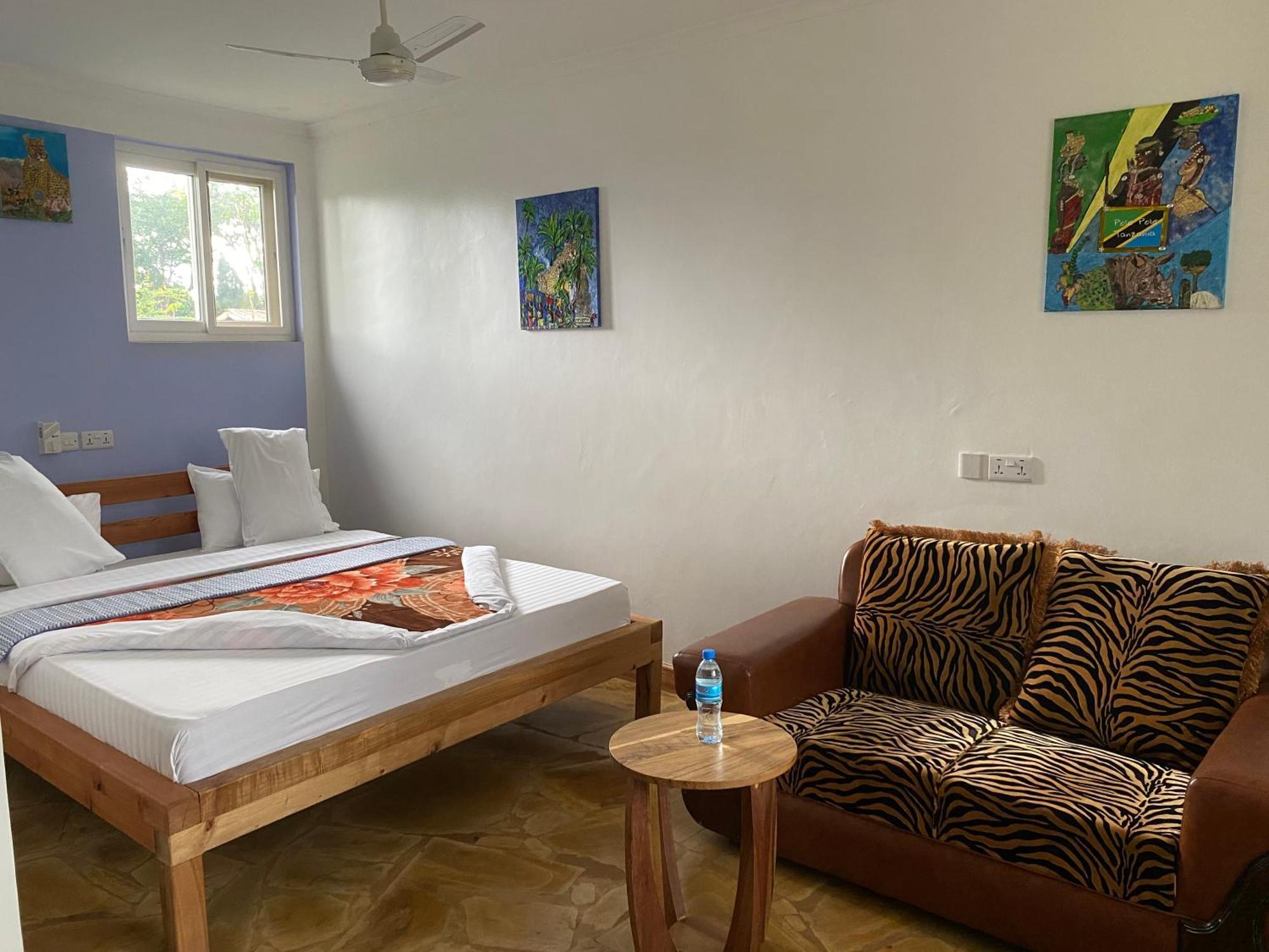 Karanga River Lodge Moshi Esterno foto